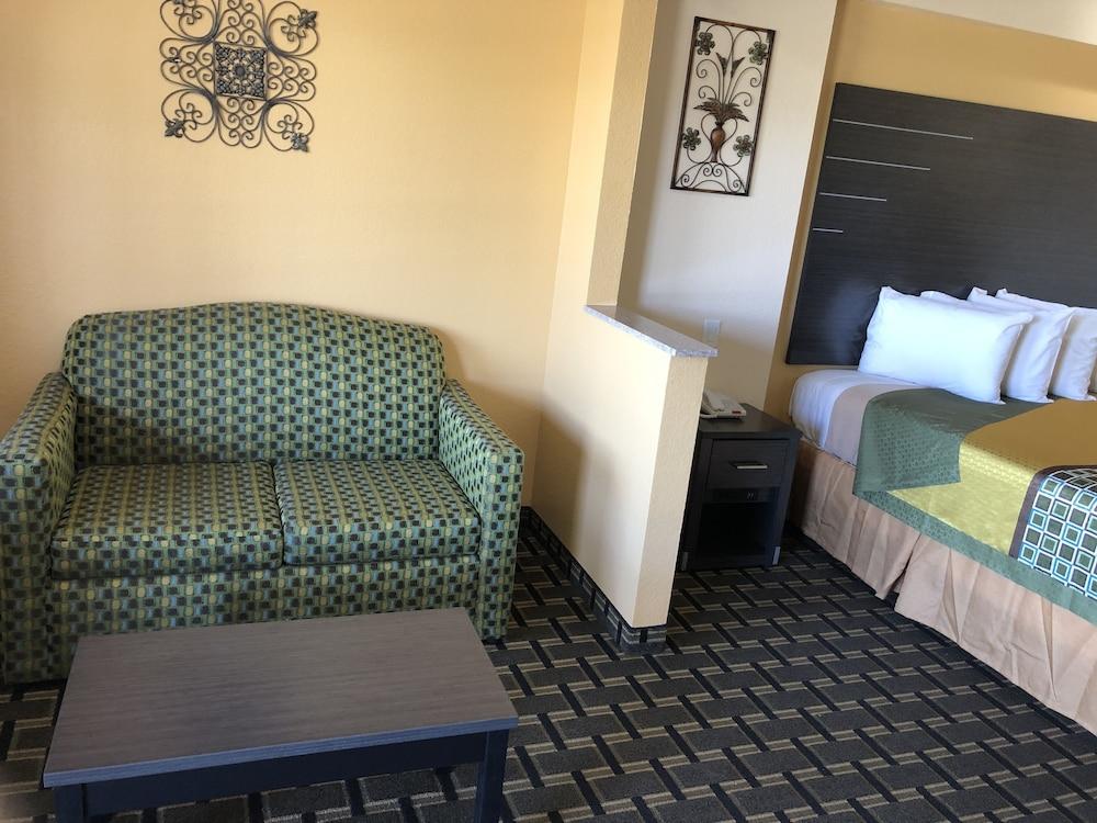 Homegate Inn & Suites