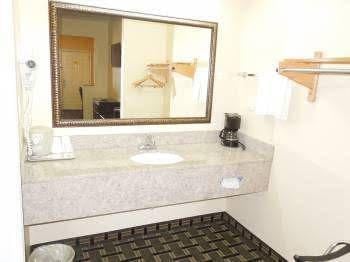 Homegate Inn & Suites