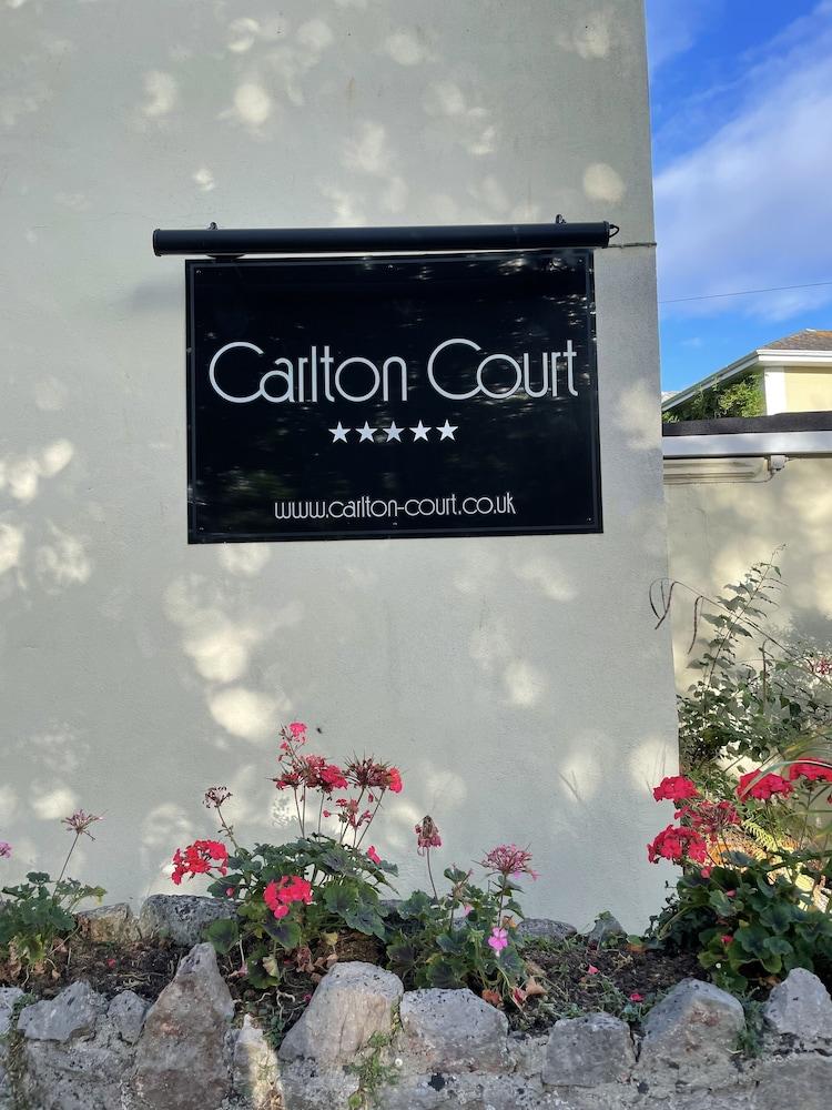 Carlton Court