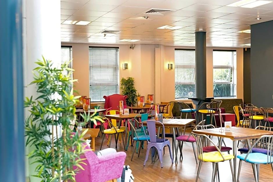 YHA London Thameside