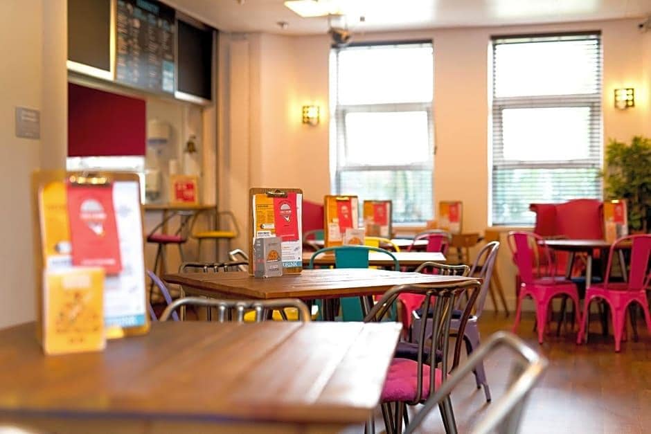 YHA London Thameside