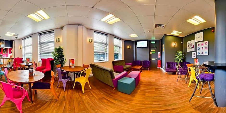 YHA London Thameside