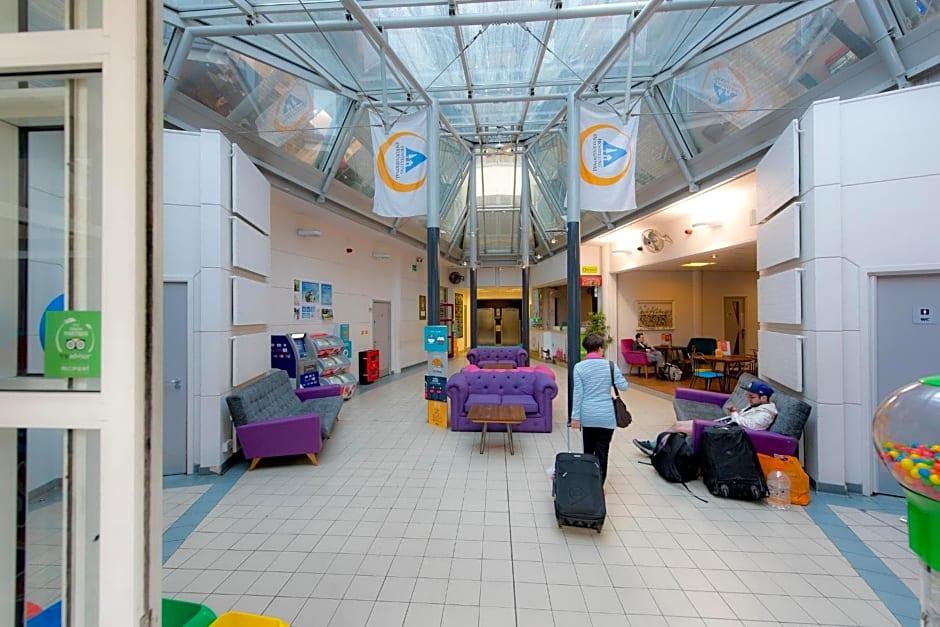 YHA London Thameside