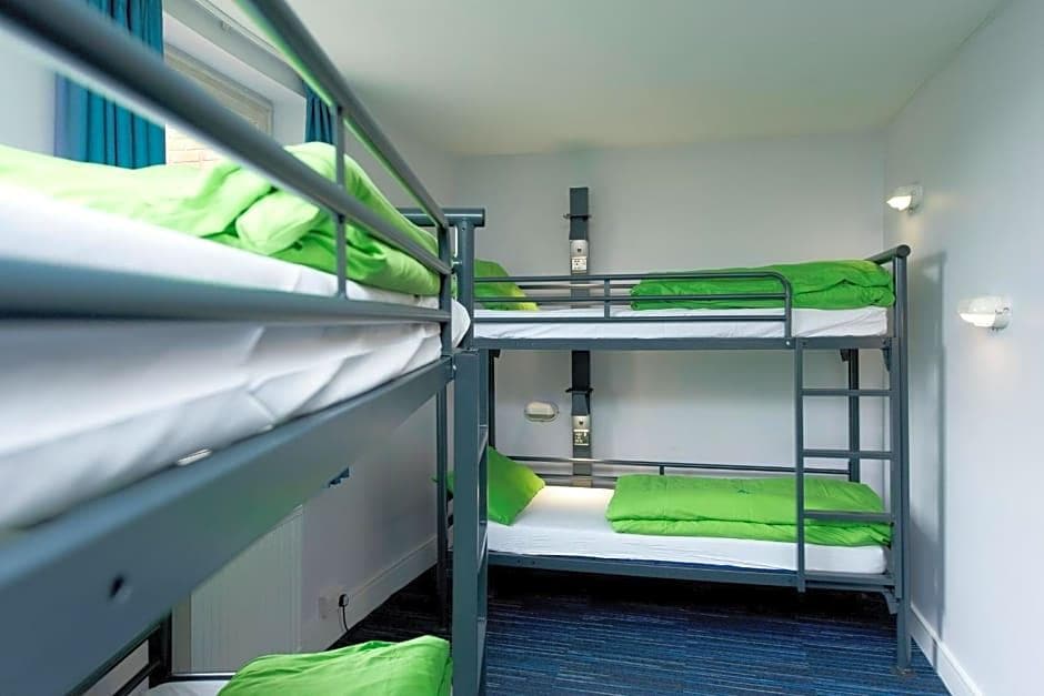 YHA London Thameside