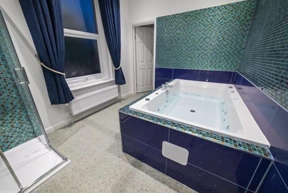 G! Boutique Hotel