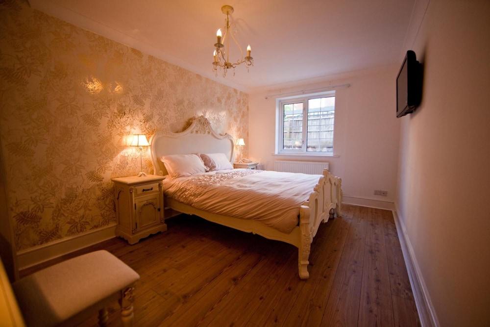 G! Boutique Hotel