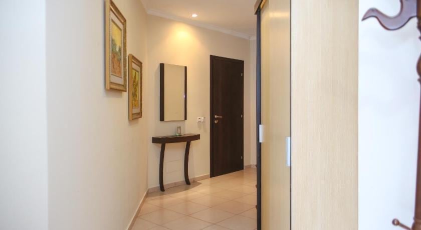 Liro Hotel