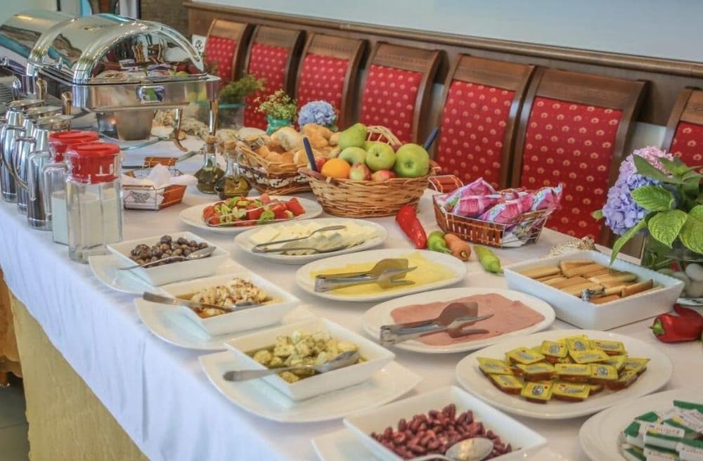 Liro Hotel