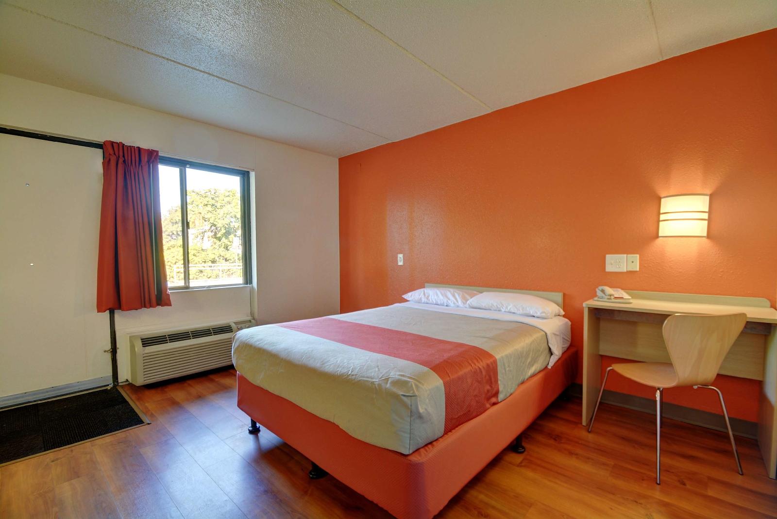Motel 6 Springfield Chicopee