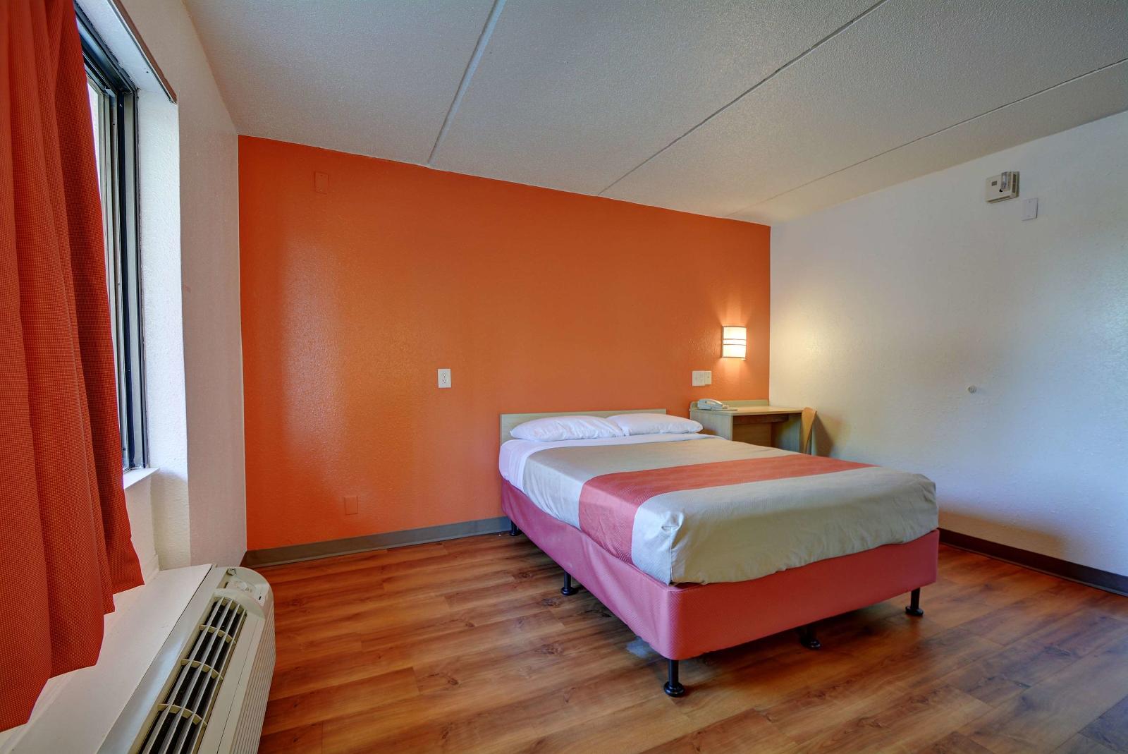 Motel 6 Springfield Chicopee