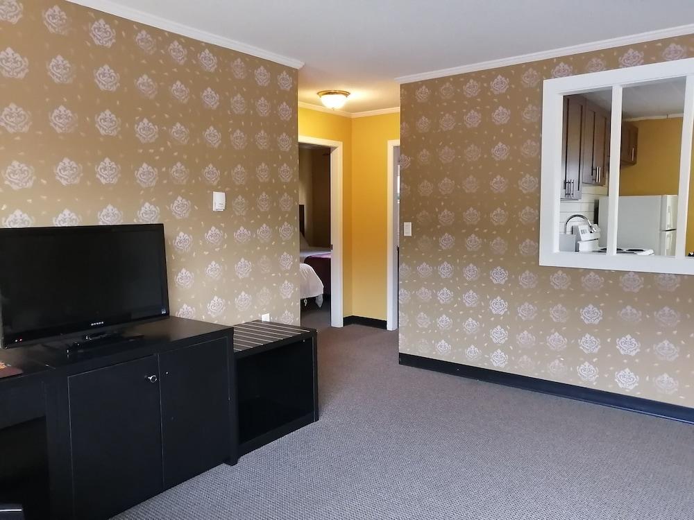 Alpine Inn And Suites