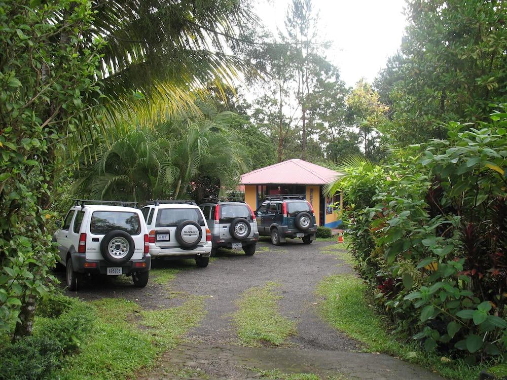 Cerro Chato Ecolodge