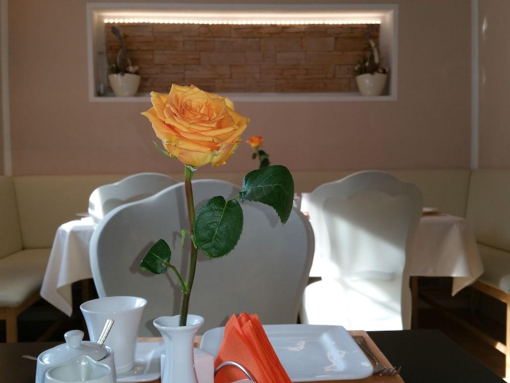 Hotel Garni Haus Sonneneck