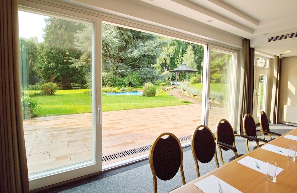 Parkhotel am Taunus
