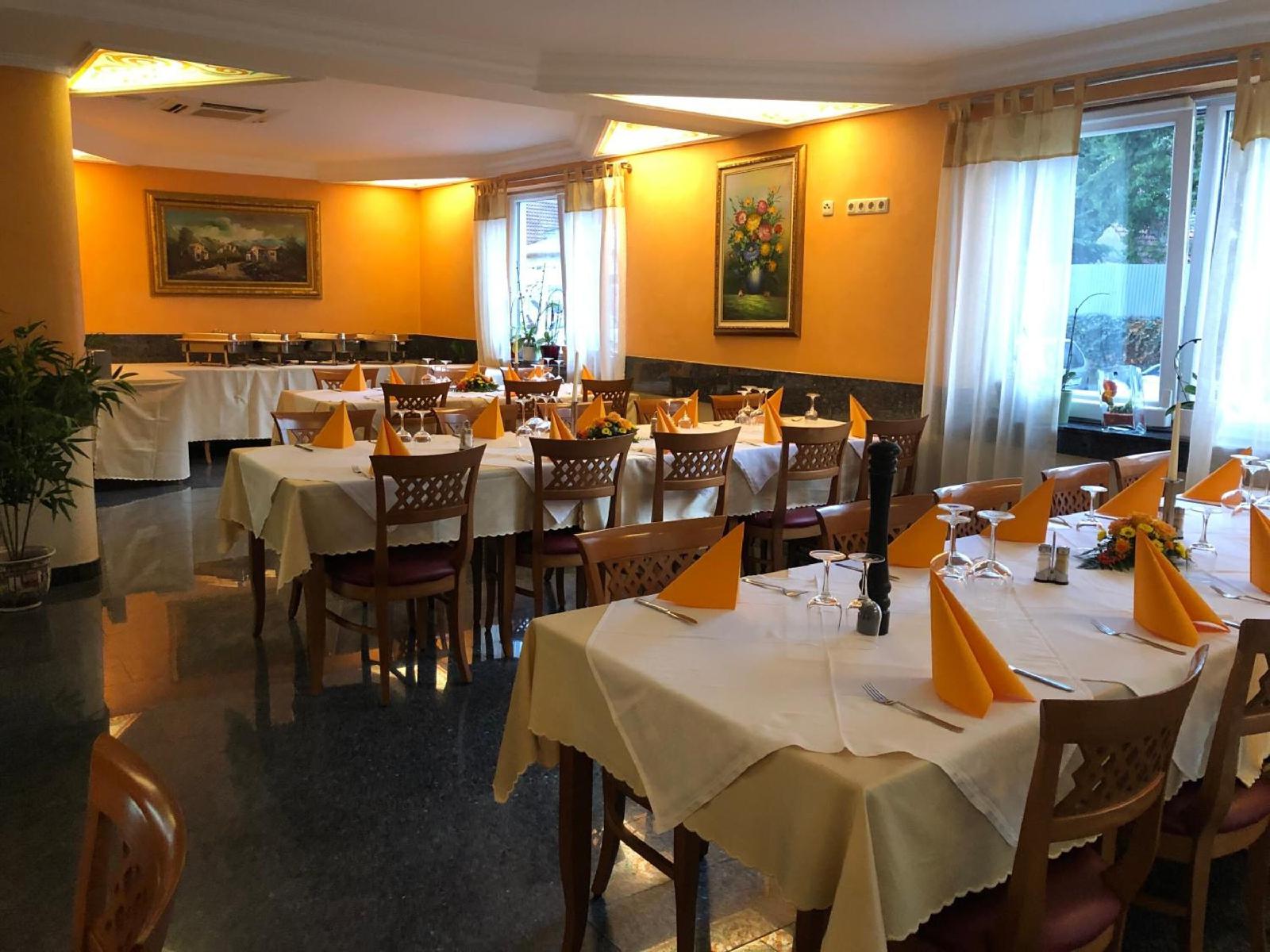 Hotel Ristorante Garda