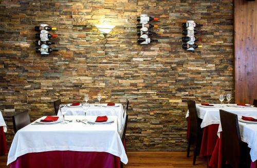 La Placa Hostal