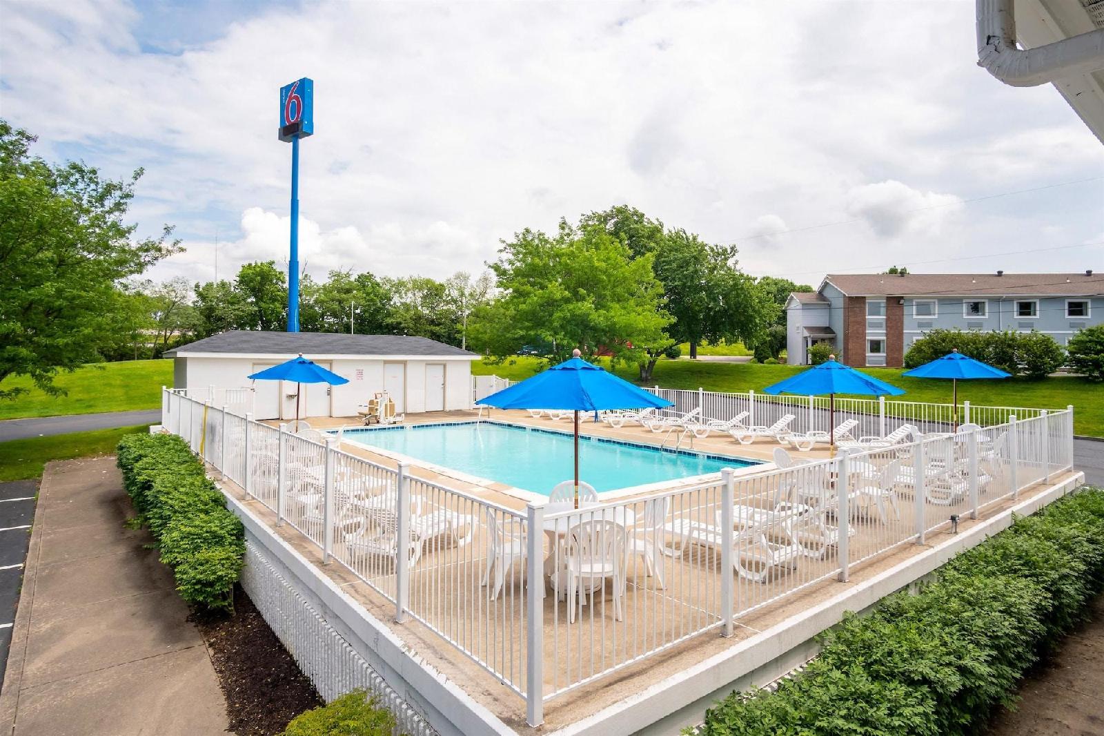 Motel 6 Lexington East