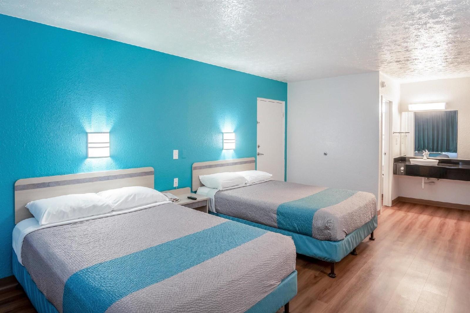 Motel 6 Lexington East