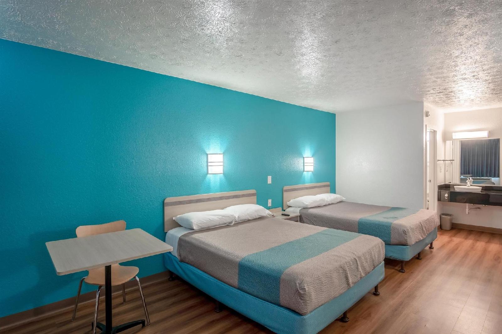 Motel 6 Lexington East