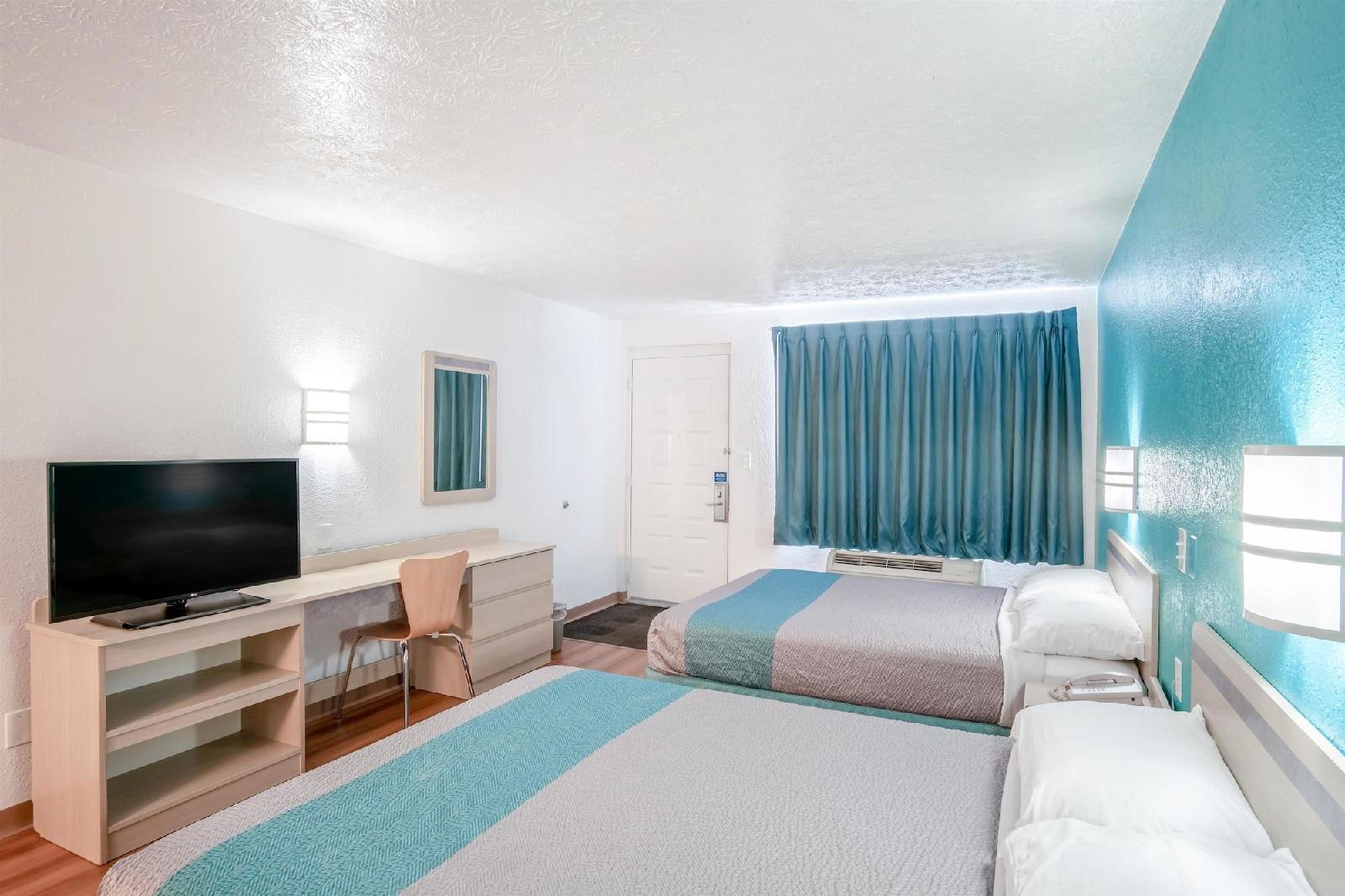 Motel 6 Lexington East