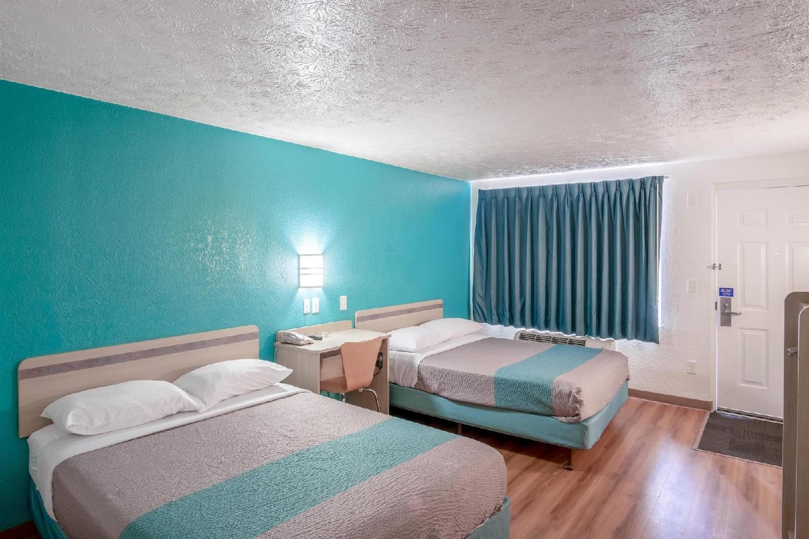 Motel 6 Lexington East