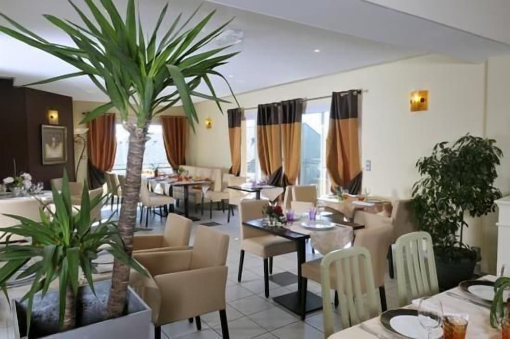 Hotel de la Tour