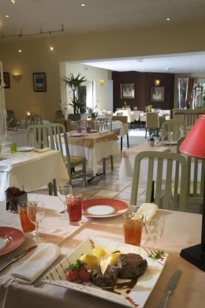 Hotel de la Tour