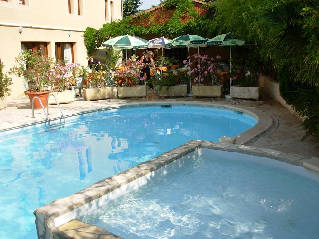 Hotel The Originals Romans-sur-Isere Le Clos des Tanneurs