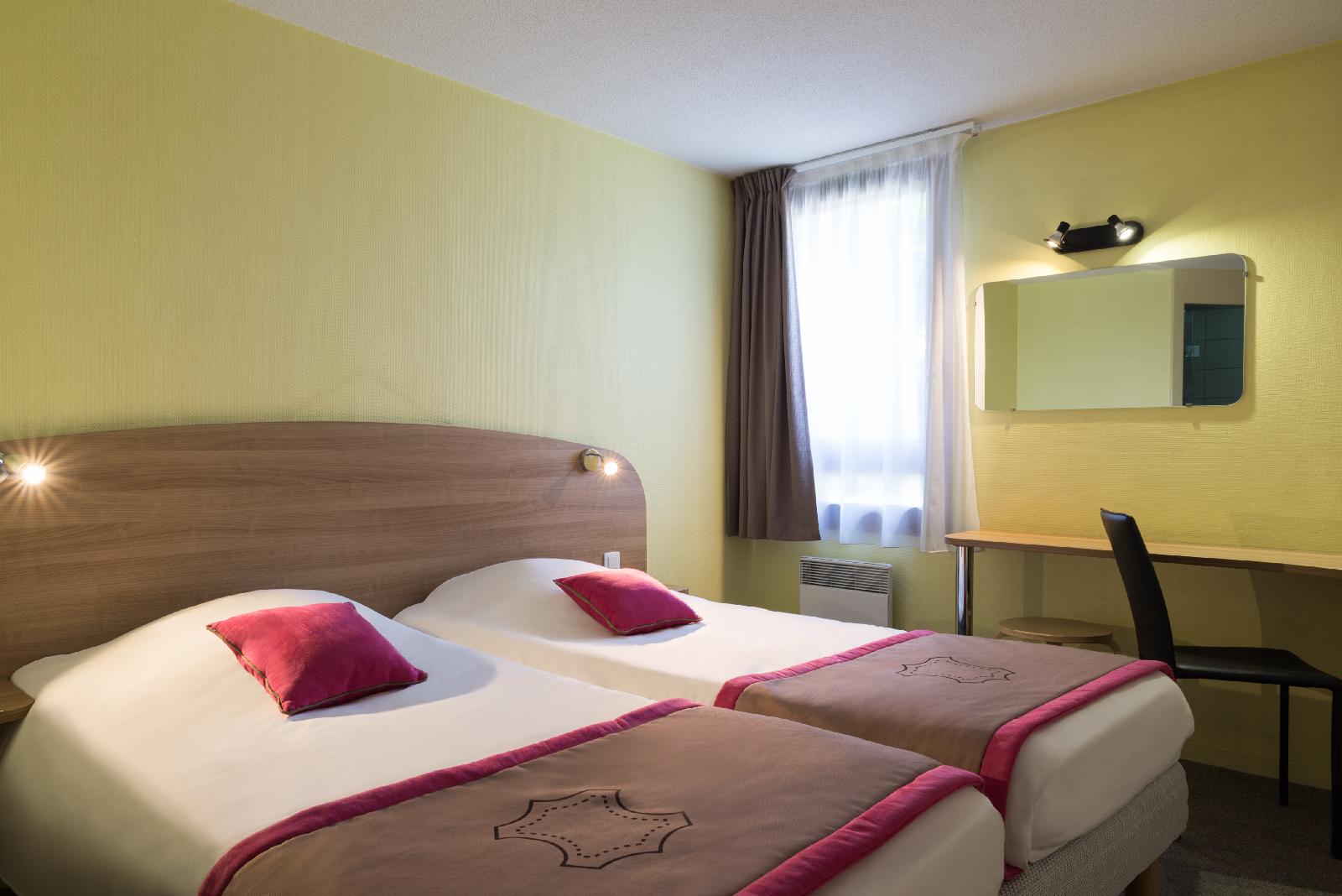 Hotel The Originals Romans-sur-Isere Le Clos des Tanneurs