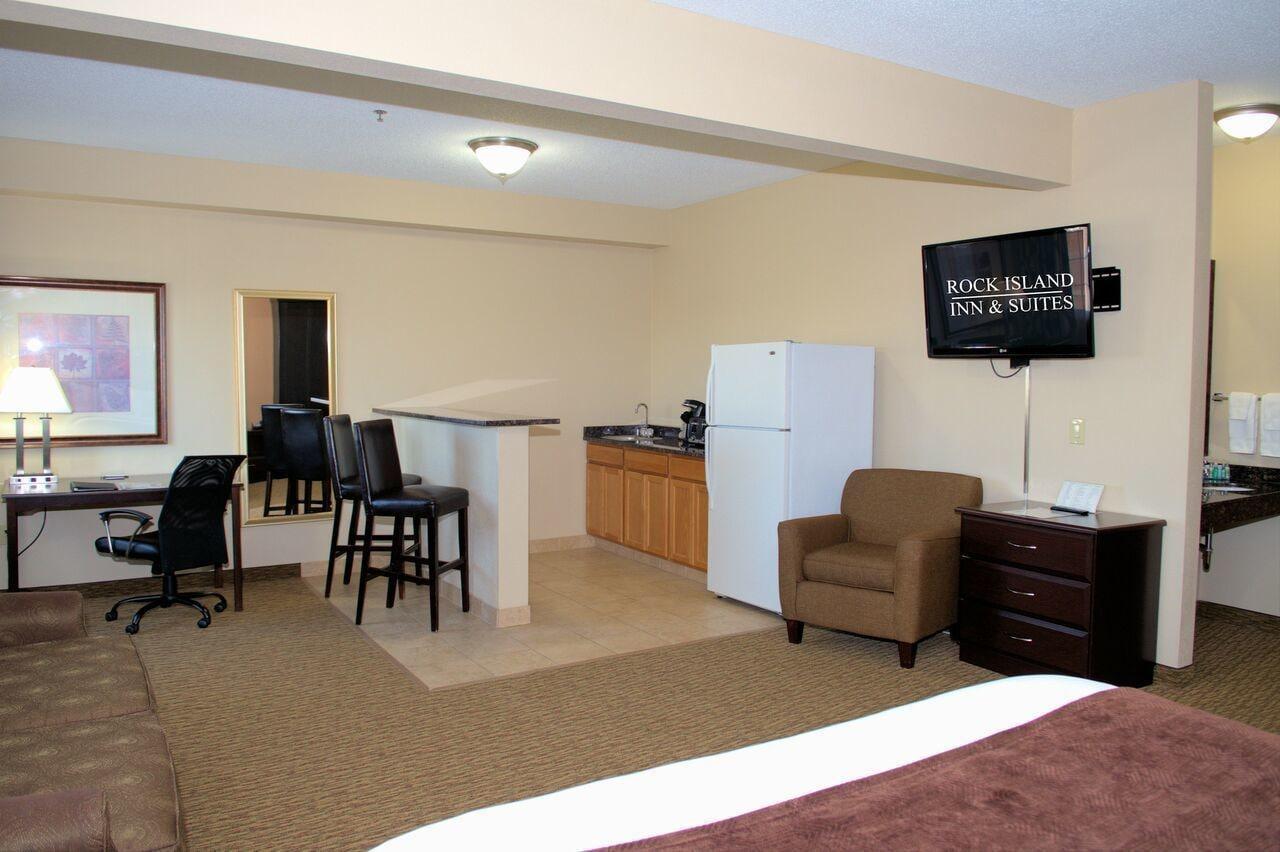 Boulders Inn & Suites - Atlantic