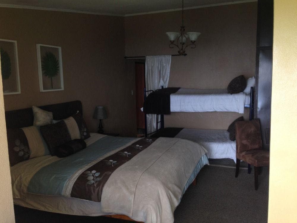Poas Lodge