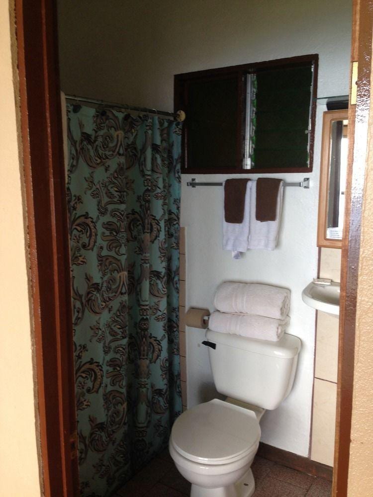 Poas Lodge