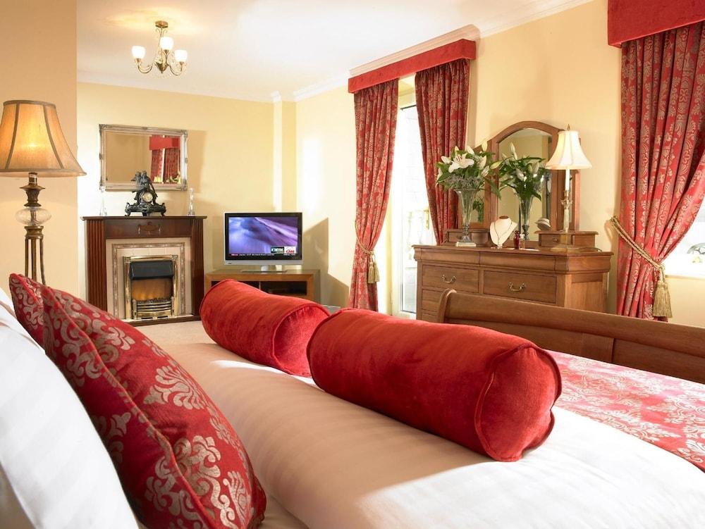 Bridge House Leisure Club & Spa