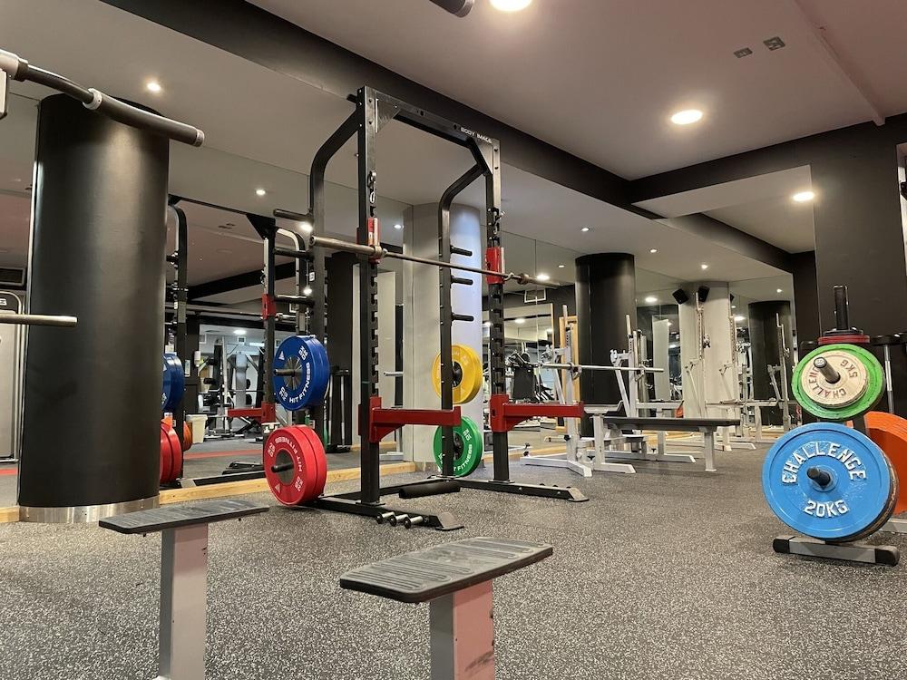 Bridge House Leisure Club & Spa