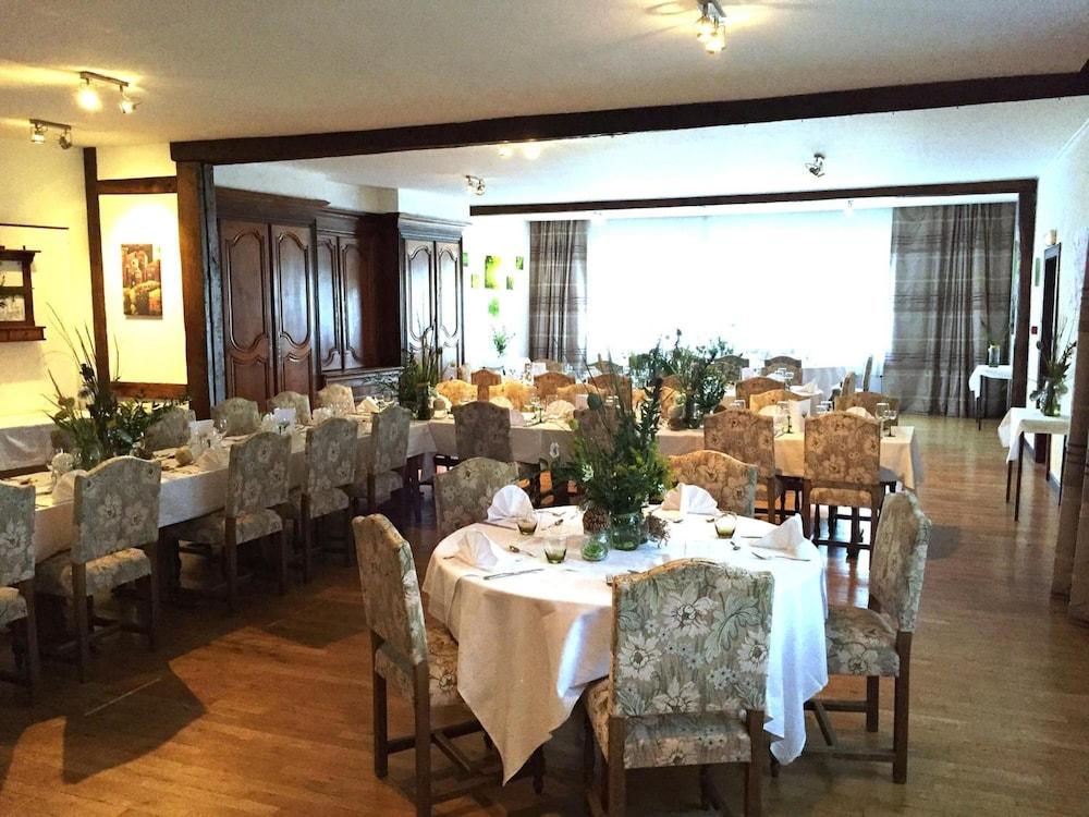 Hotel Aux Trois Roses