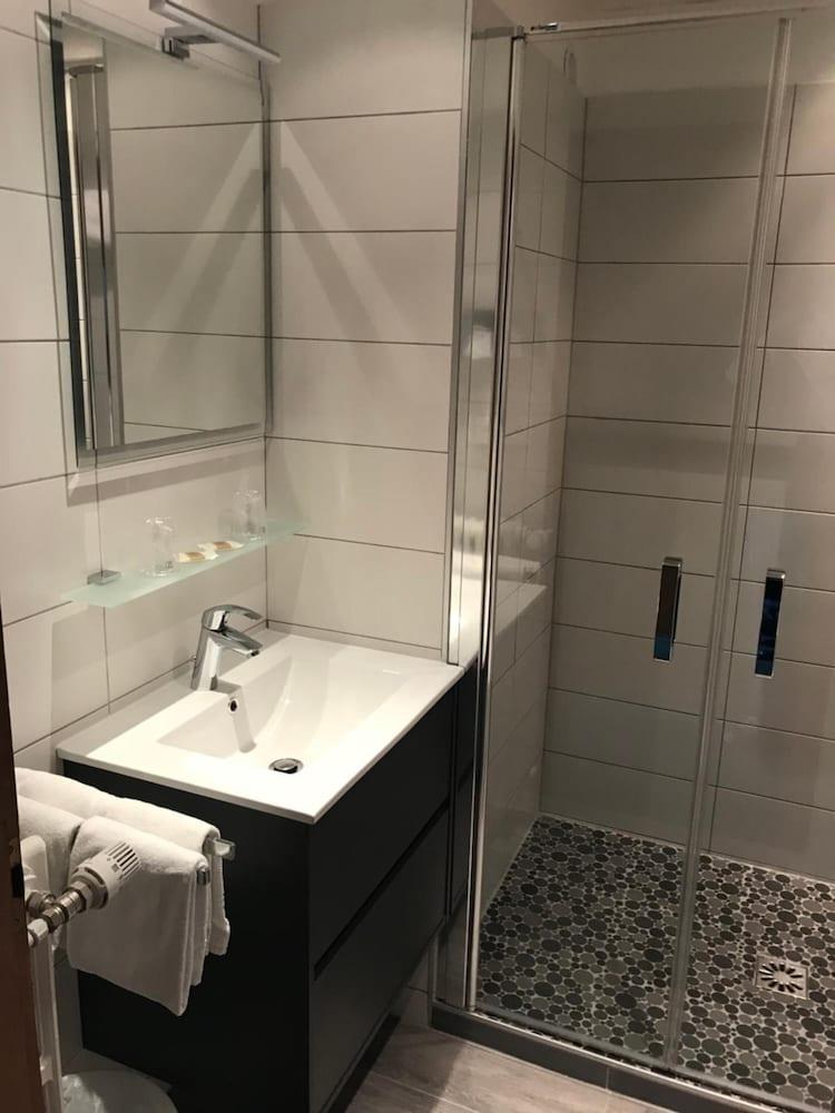 Hotel Aux Trois Roses