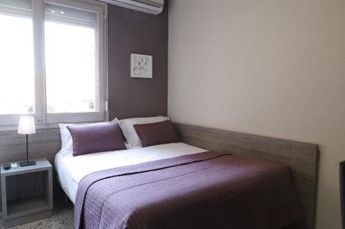 Hostal Fonda Montserrat
