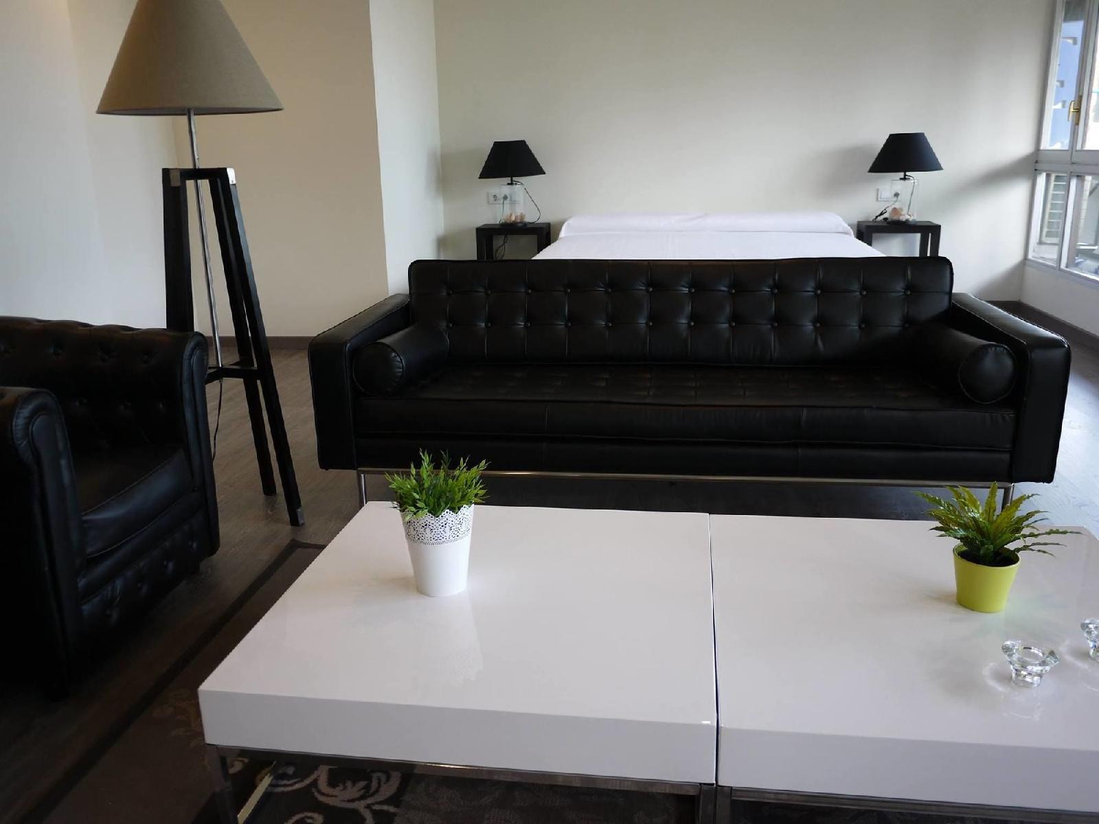 La Portuguesa Apartments