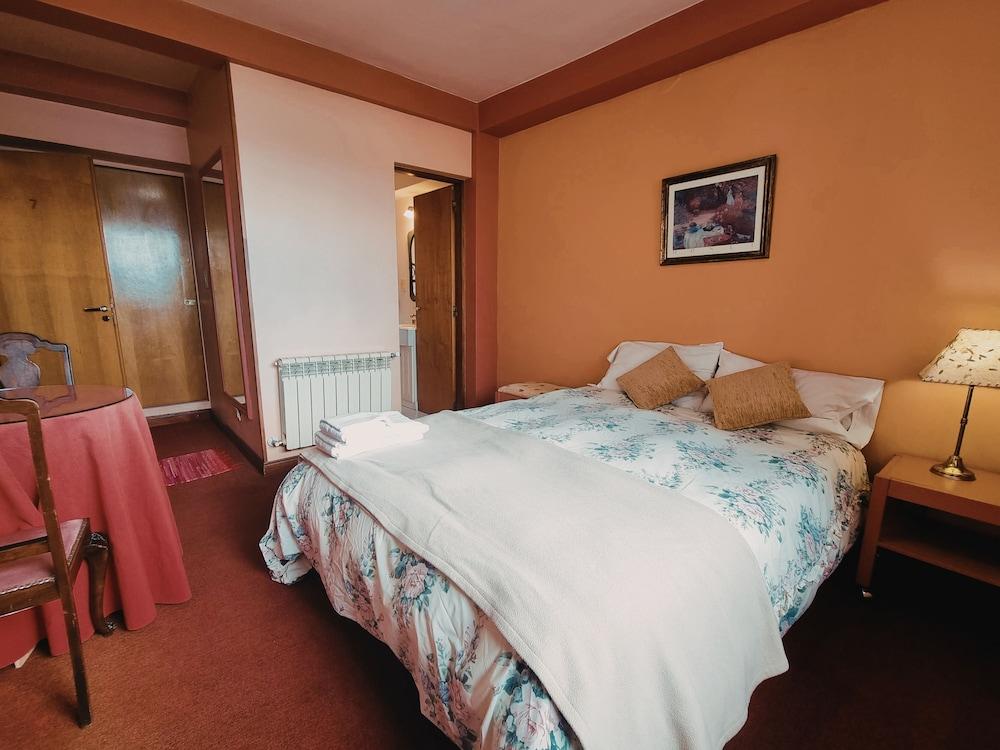 Hosteria Residencia Linares