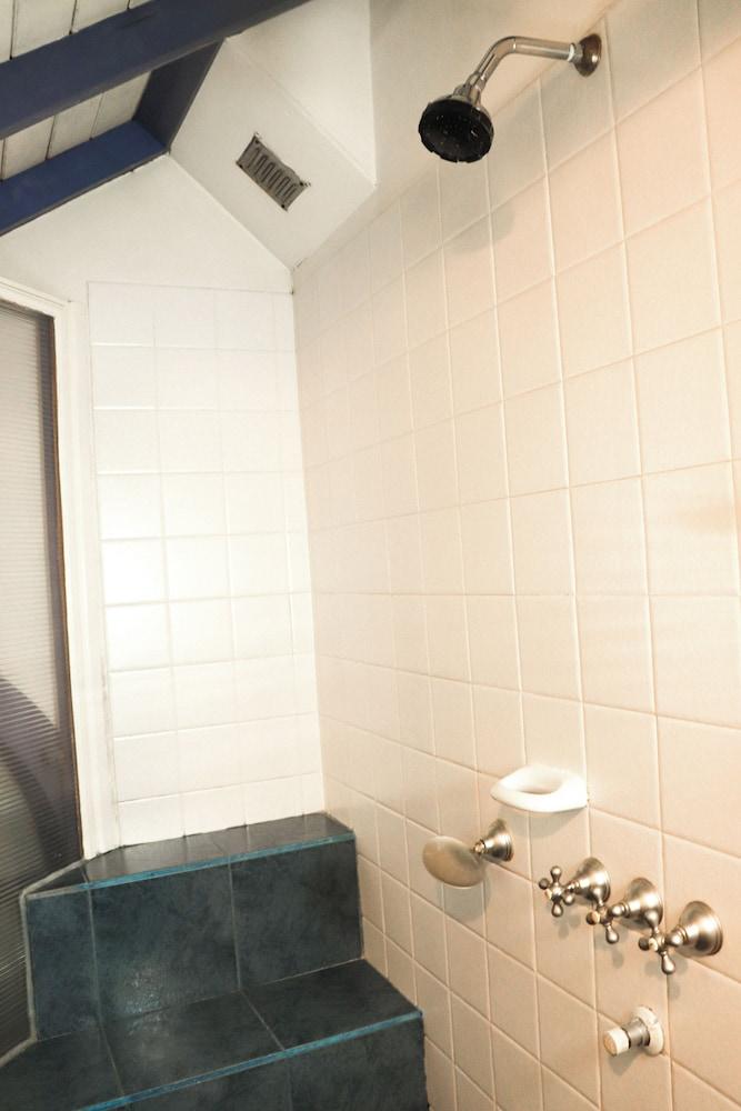 Hosteria Residencia Linares