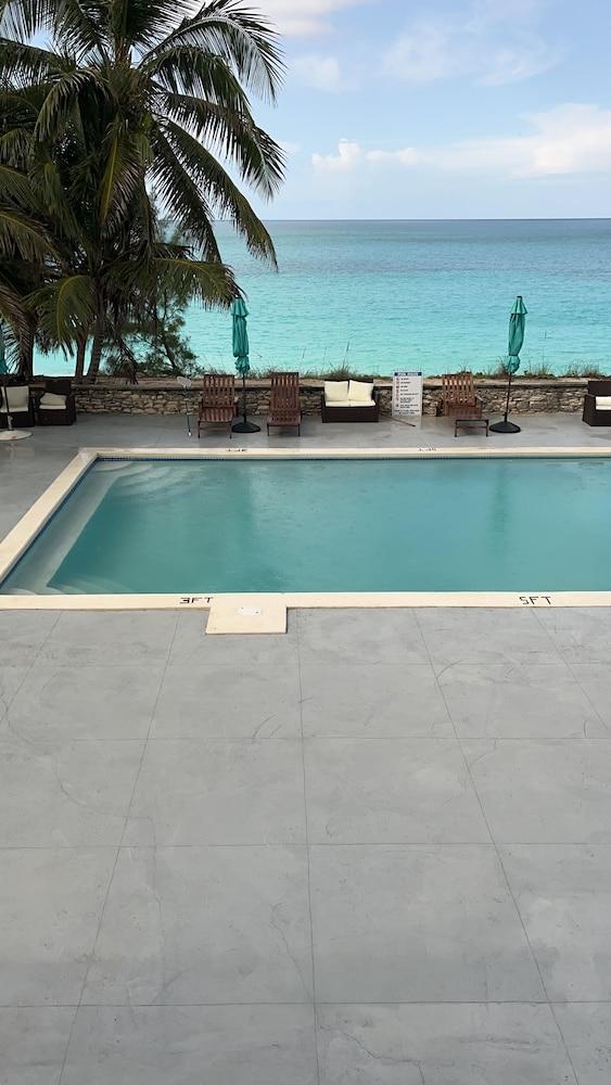 Exuma Palms Hotel