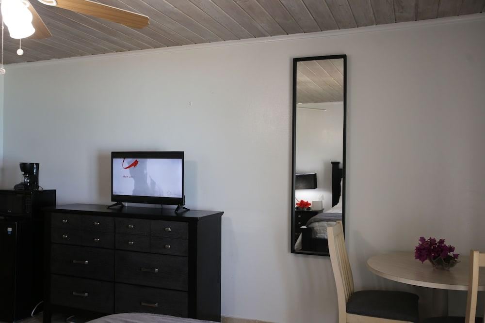 Exuma Palms Hotel