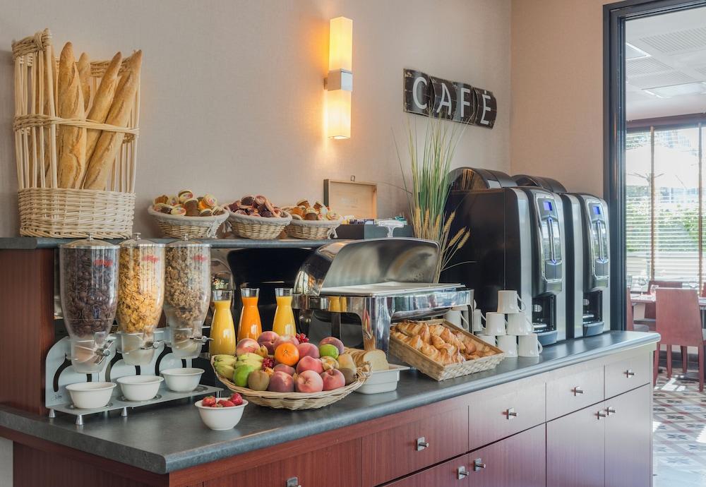 Plessis PARC HOTEL