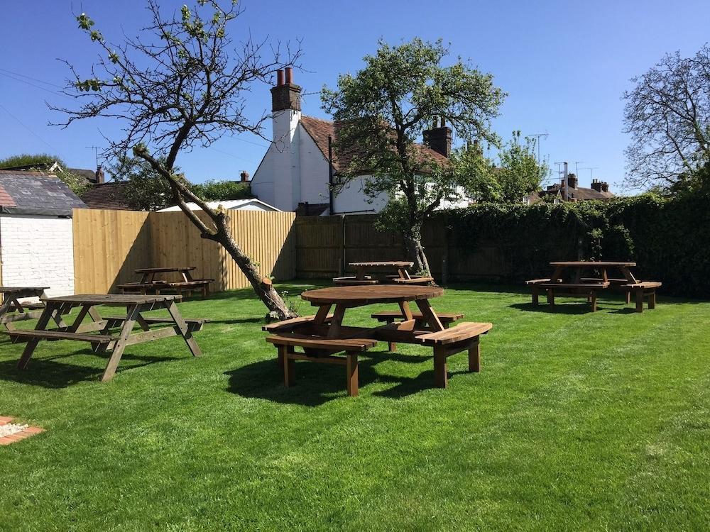 The Windmill Inn