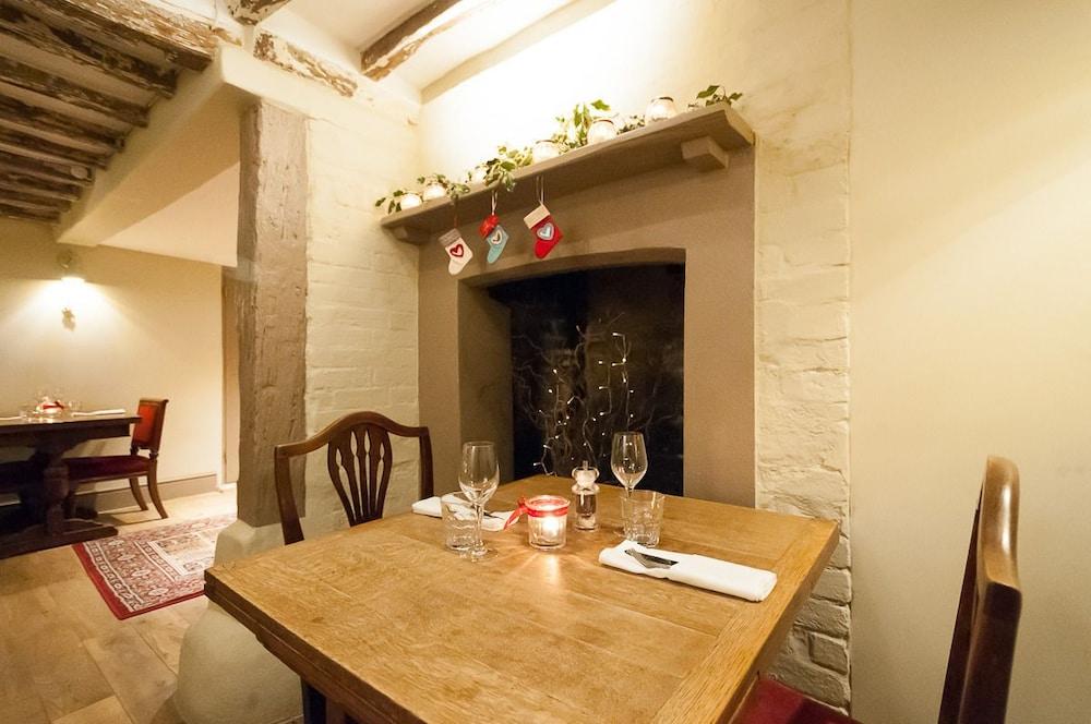 The Windmill Inn