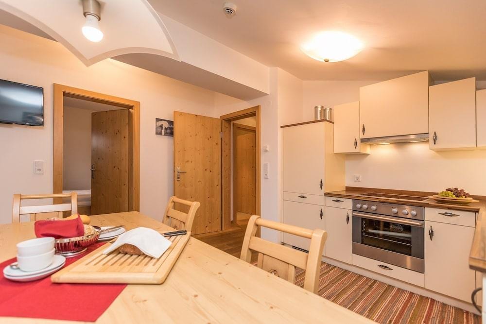 Alpenhof Apartments