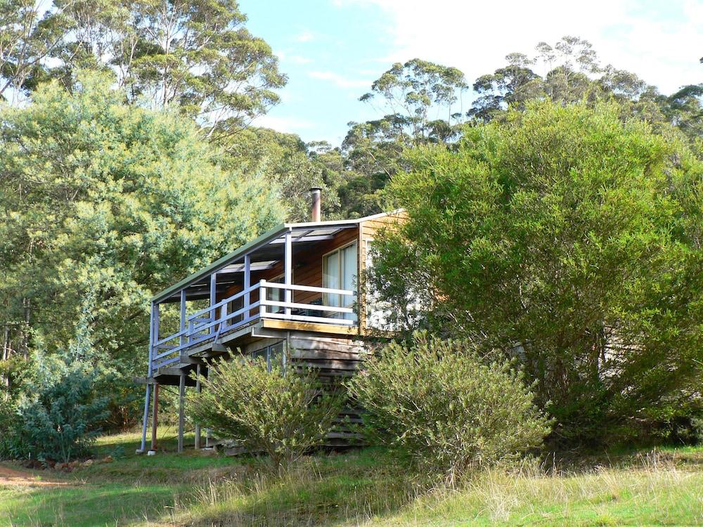 Bombina Cottages