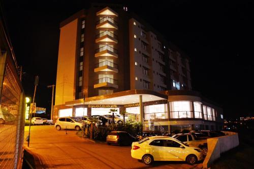 Galatas Golden Hotel