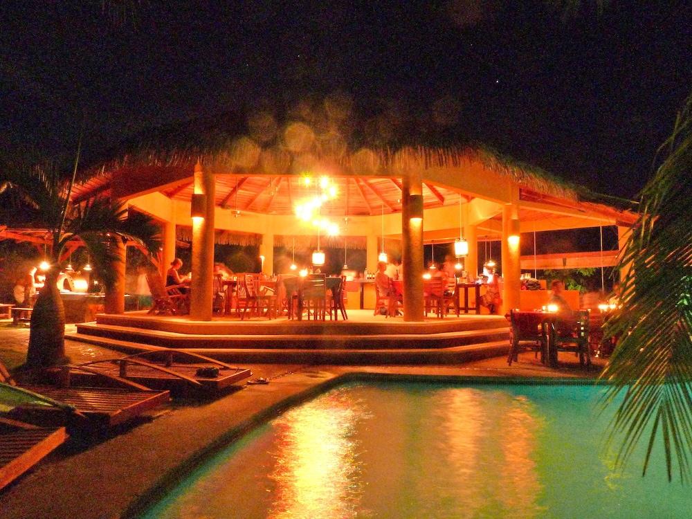 Hotel Vista de Olas