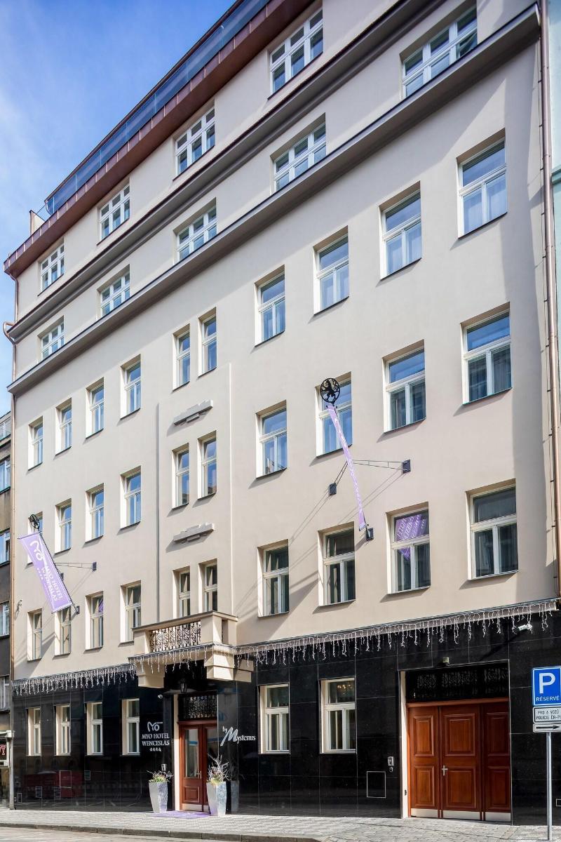 Wenceslas Square Lofts